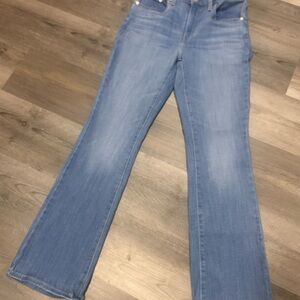Levi’s 725 High Rise Bootcut